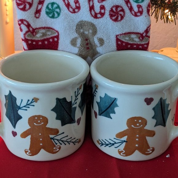 2 Vtg. 1982 Ceramic Gingerbread Man Mugs/Matching Hand Towel Hot Chocolate - Picture 11 of 13